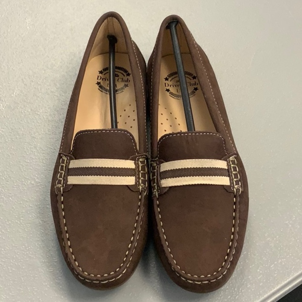 Womens Driver Club Mulberry Brown Nubuck NWT Size 7